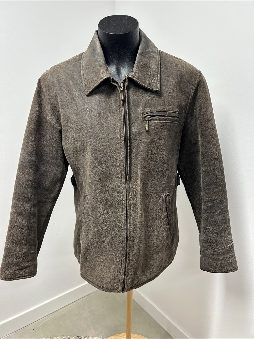 Kathy Ireland Vintage Distressed Genuine Leather Jacket Brown Quilted Lined